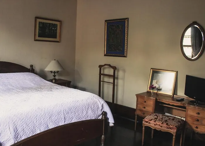 Casa Carmel Bed & Breakfast